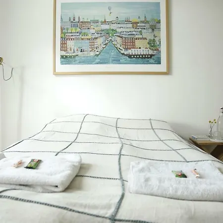 Bright, Comfortable Family Retreat In Fun Norrebro Copenhaga