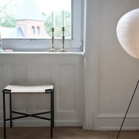 Apartamento Bright, Comfortable Family Retreat In Fun Norrebro